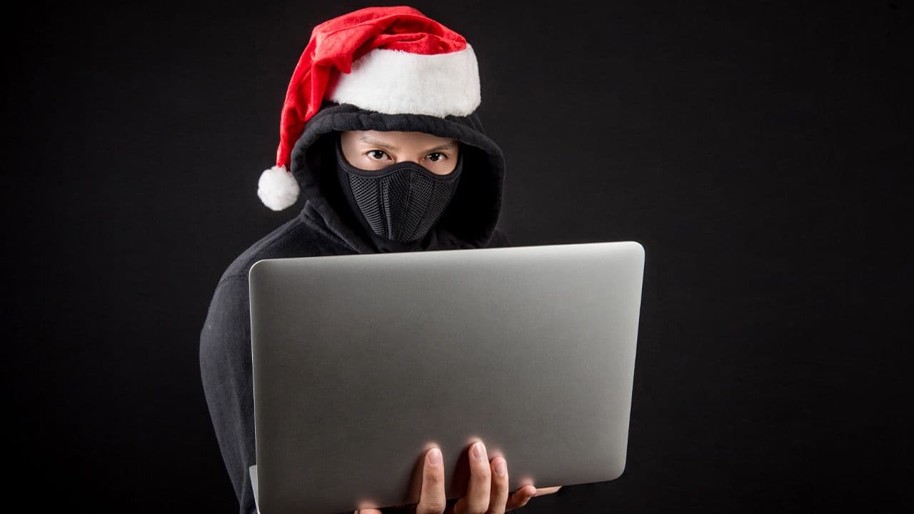 Scammers Love Holidays Too: Don’t Let Them Steal Your Holiday Cheer
